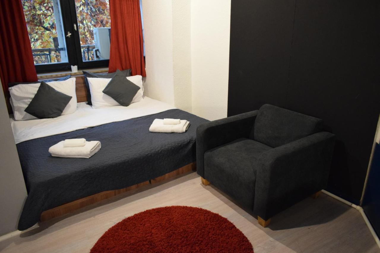 M - Square Private Rooms 스코페 외부 사진