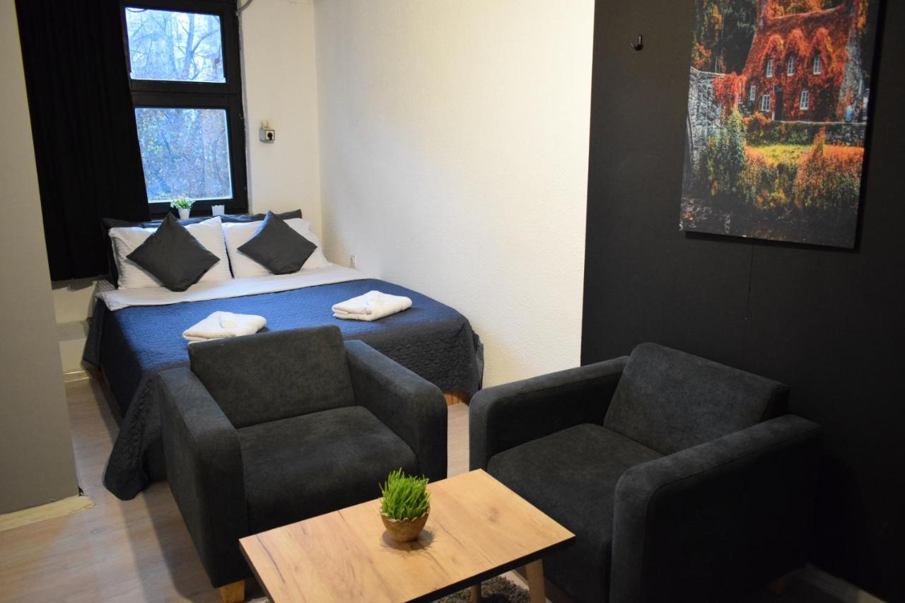 M - Square Private Rooms 스코페 외부 사진