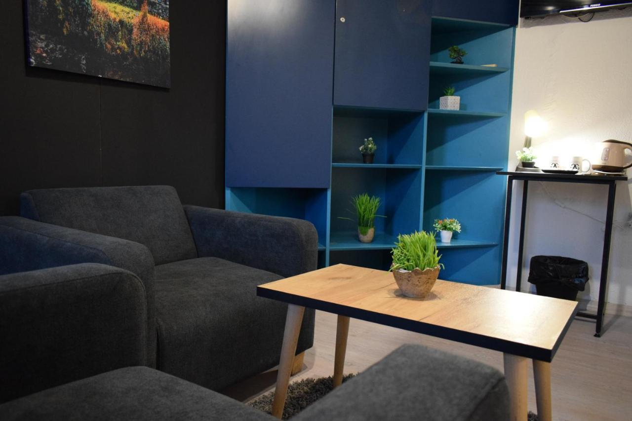 M - Square Private Rooms 스코페 외부 사진